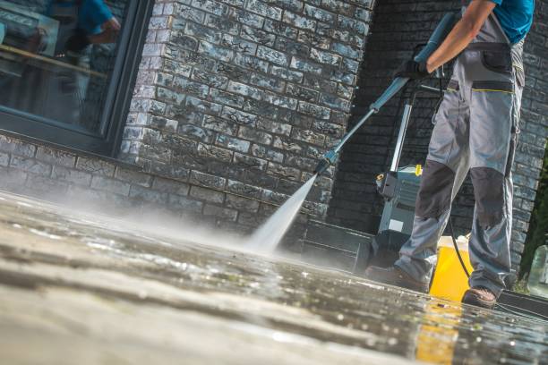 Best Parking Lot and Garage Cleaning  in Russell, KS